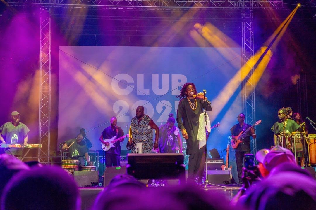 Photos] JO Paris 2024 : Waly Seck sur Seine-Saint-Denis devant un public de plus de 5000 personnes